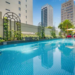 Hadana Boutique 4* Дананг